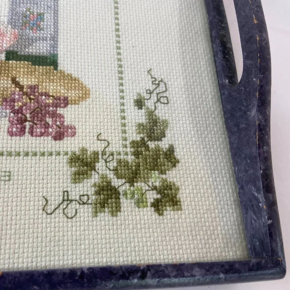 2003s Embroidered tray Glass Wine Grape